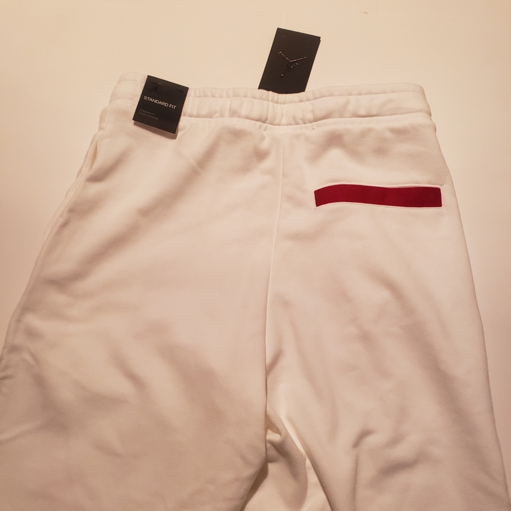 Nike Air Jordan White Jumpman Fleece Shorts - Picture 9 of 16